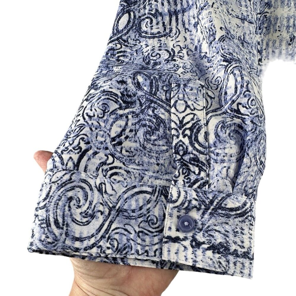 Chico's Fleur-de-lis Blouse Women’s Size 3 Blue XL/16 Easy Care Button Down - Picture 6 of 15